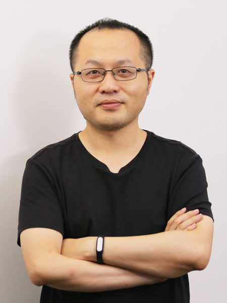 “年度社会贡献奖”候选人：周洋